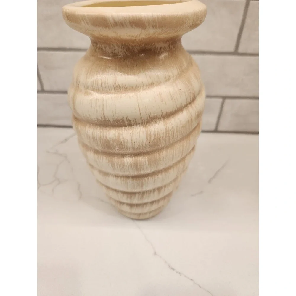Vintage Haeger 2001 Bee Hive Swirl 8